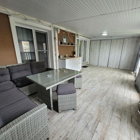 La Dolce Vita Apartment Stefanestii de Jos Zewnętrze zdjęcie