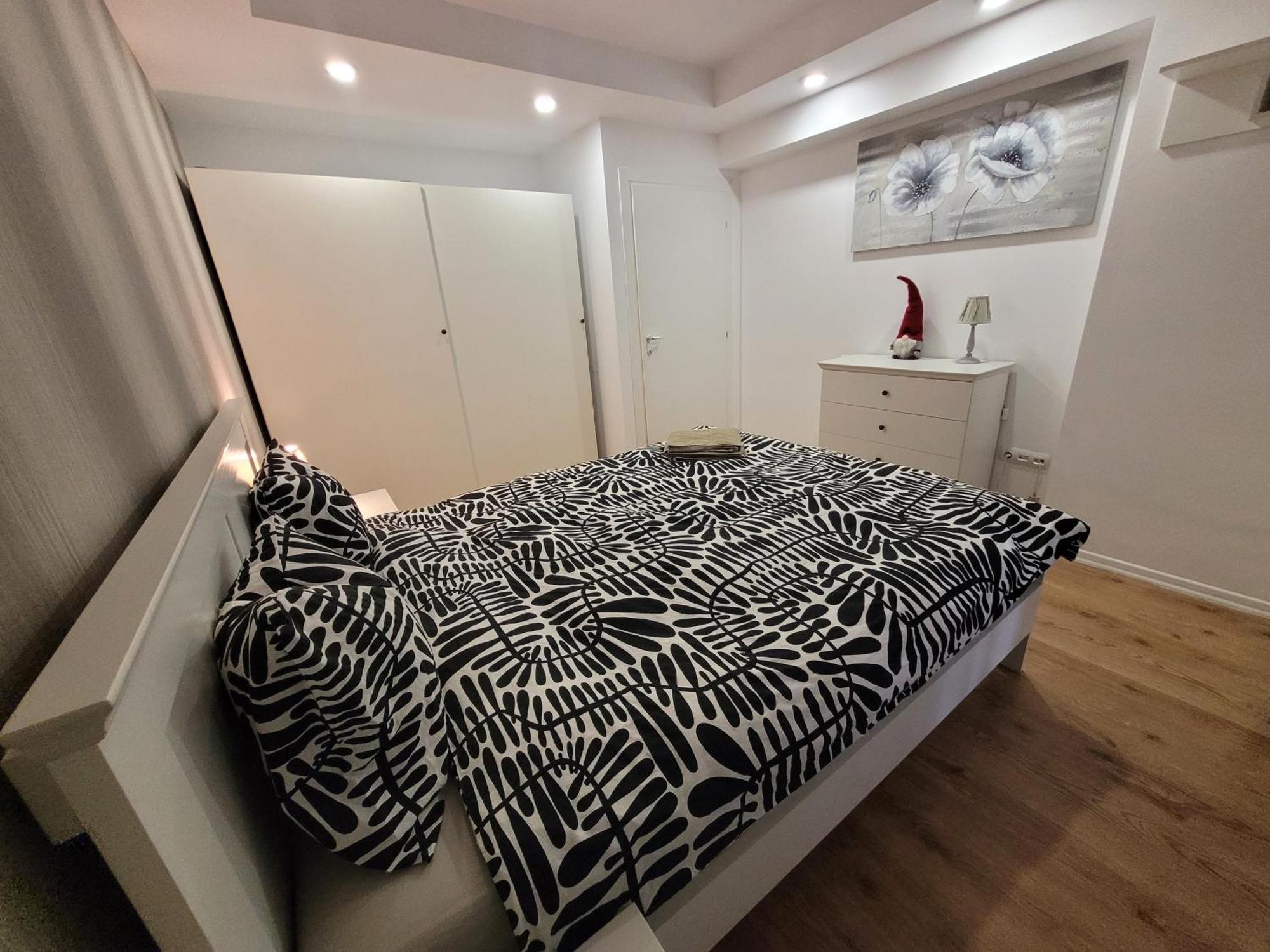La Dolce Vita Apartment Stefanestii de Jos Zewnętrze zdjęcie